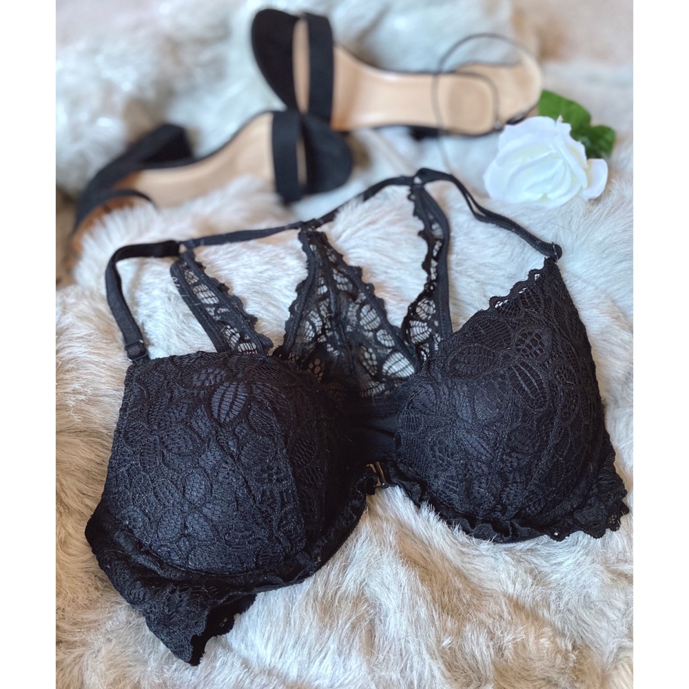 🖤 PINK Victoria’s Secret Black Lace Bra